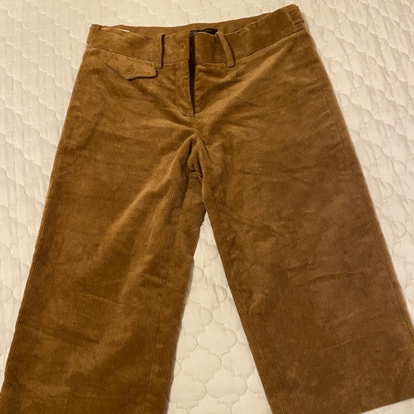 BCBG Max Azria Capri Corduroy pants - Picture 1 of 4